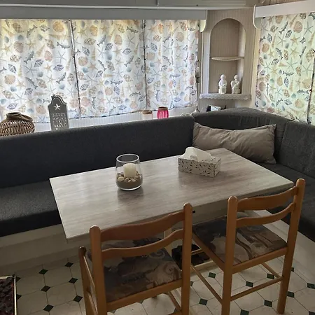 Camping-Oase In Strandnaehe